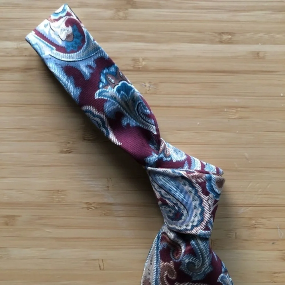 DIOR Silk Tie In Dark Red & Paisley Blue